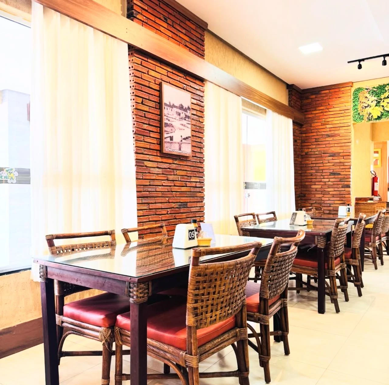 WhatsApp Image 2025-12-09 at 11.09.31 (2)